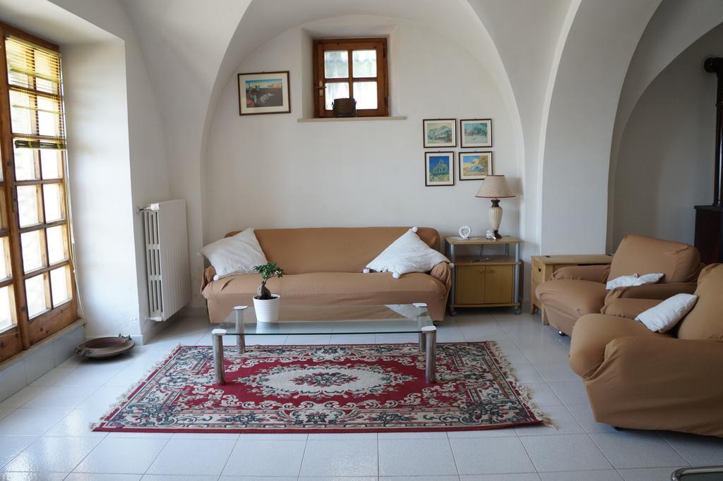 Bed and Breakfast Il Giardino Penne Exterior foto